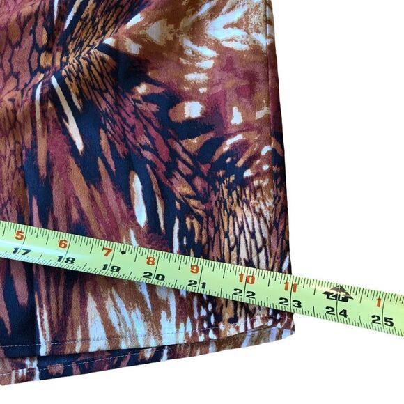 BEBE Printed Chainlink Strap Romper NWT - Picture 10 of 15